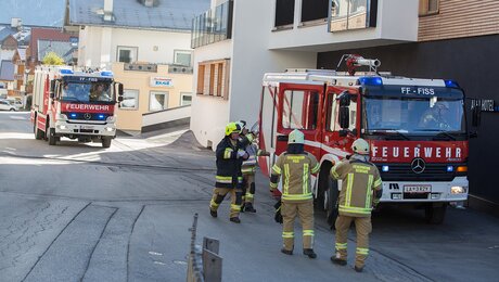 Die Freiwillige Feuerwehr aus Serfaus in Tirol bei der Einsatzübung | © Andreas Kirschner