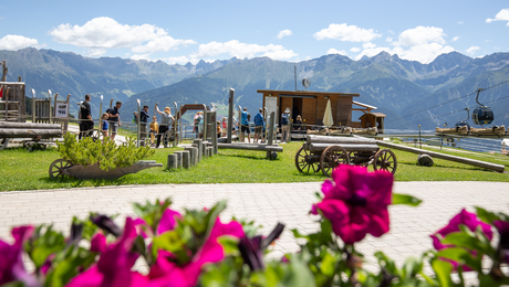 Der Sommer-Funpark in Fiss befindet sich auf der Möseralm in Tirol | © Serfaus-Fiss-Ladis Marketing GmbH | Andreas Kirschner