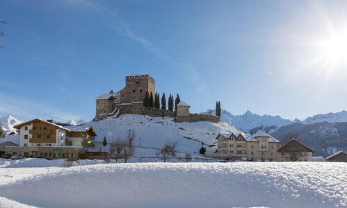 Burg Laudegg Winter