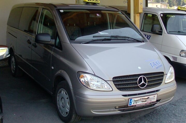 Taxi Mercedes
