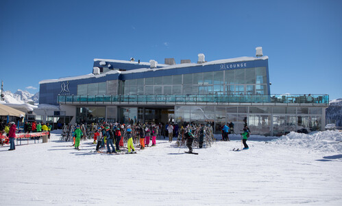 Ski Lounge