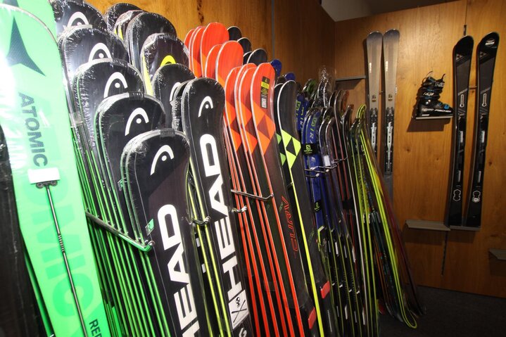 Ski selection