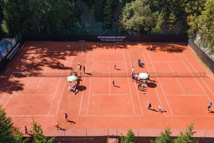 Tennisplatz