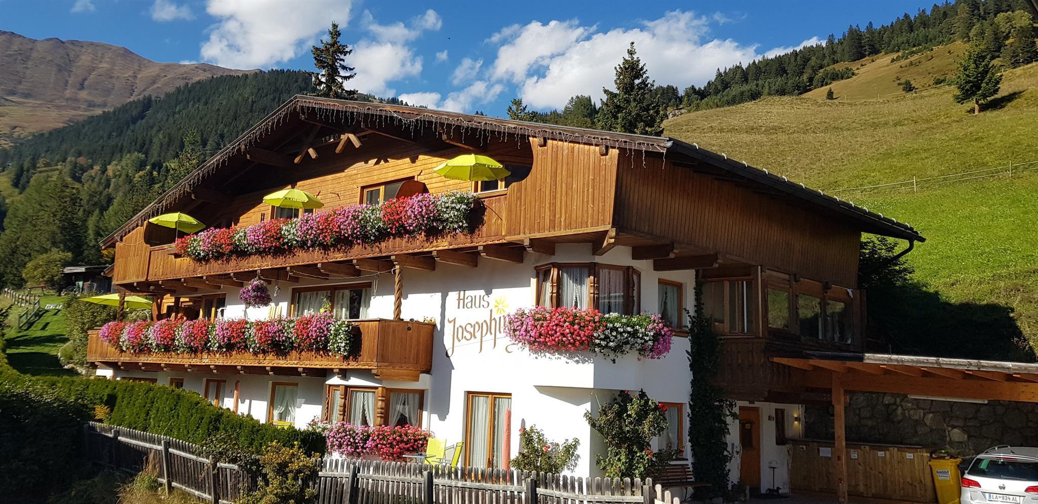 Haus Josephine Holiday Apartment In Serfaus Serfaus Fiss Ladis